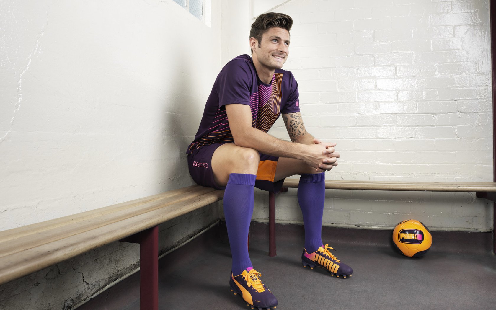 76人小将首次参与球队全战术演练展现潜力，76人老将