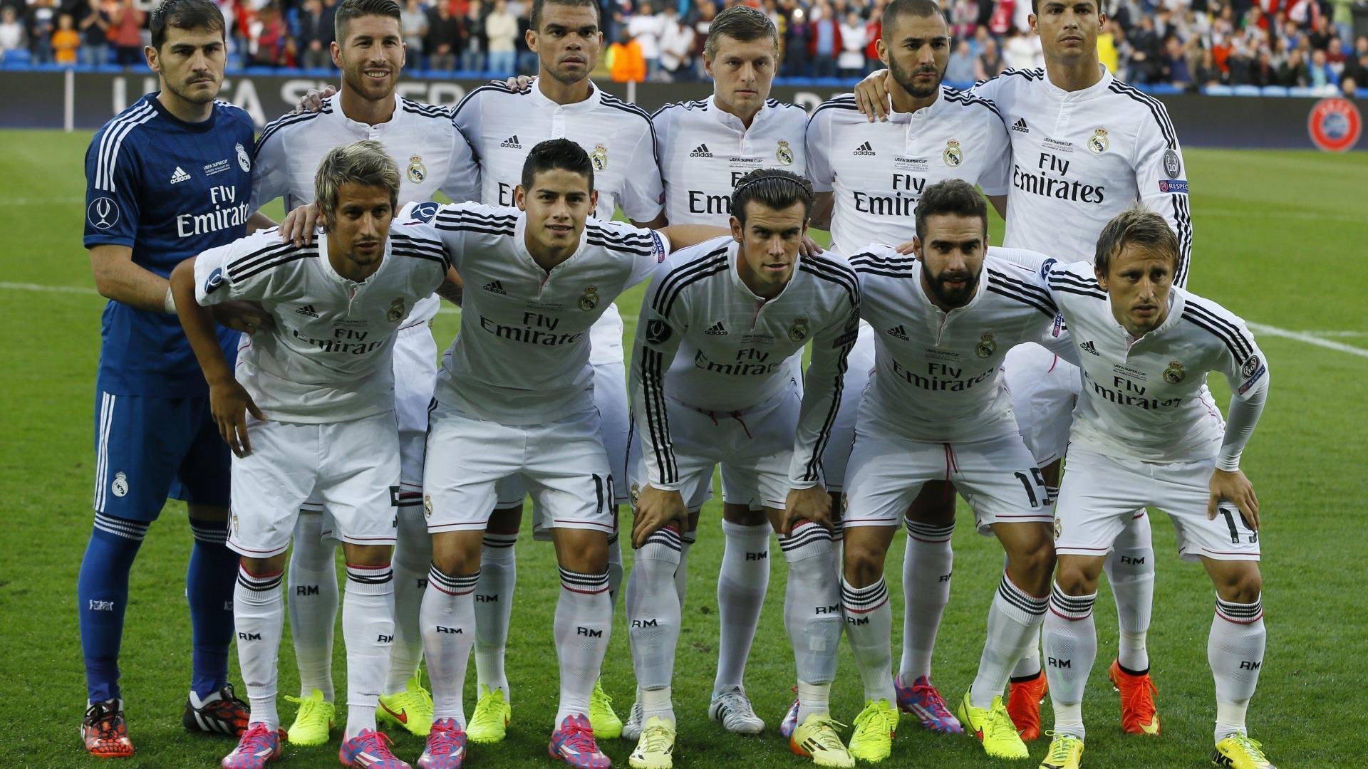 欧洲杯高潮不断：战术变化不断引领潮流！，欧洲杯高光时刻